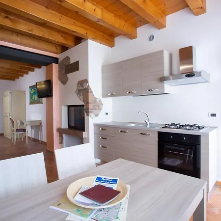 Apartament Casaquisi *